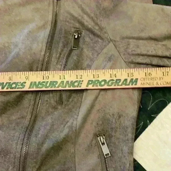 BNCI faux suede distressed crop jacket womens extra small - Picture 8 of 9